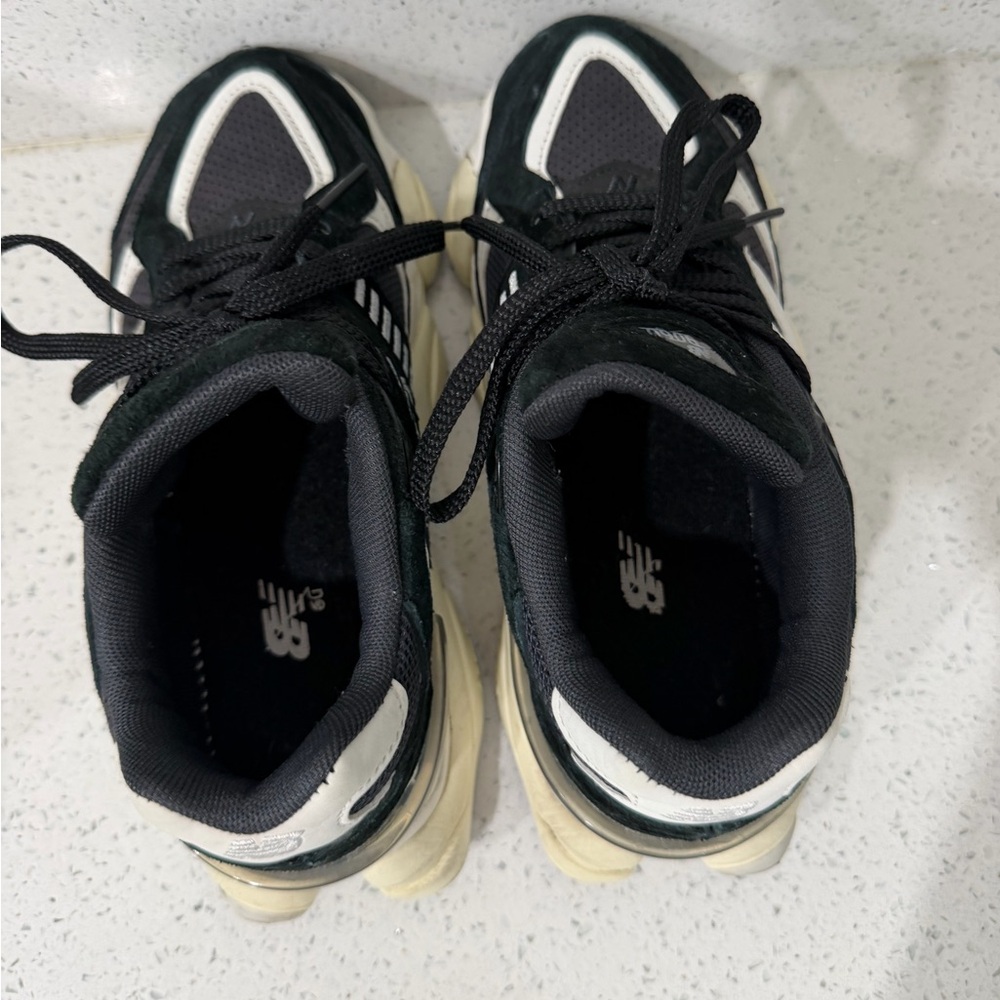 New Balance 9060 Black White Size 4M/5.5W - Picture 6 of 8